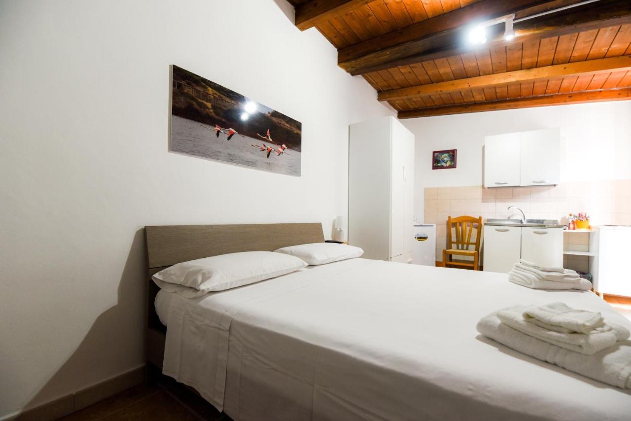 B&B Macchia Mediterranea Сан-Пьетро-ин-Беванья Экстерьер фото