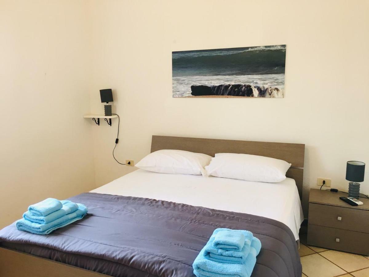 B&B Macchia Mediterranea Сан-Пьетро-ин-Беванья Экстерьер фото